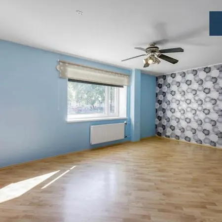 4br In City Centre With Free Parking Apartament Tallin