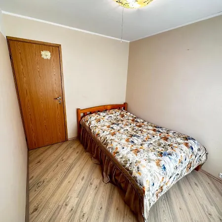 Lägenhet 4br In City Centre With Free Parking