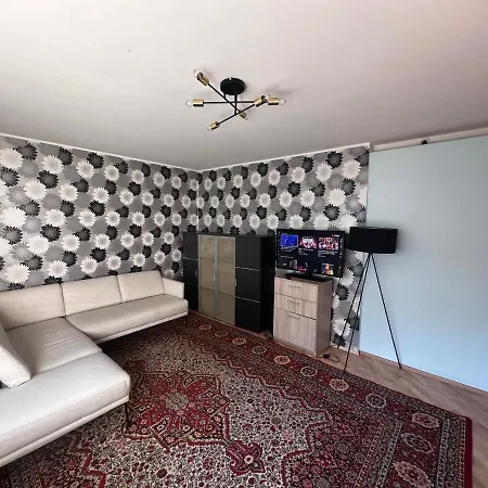 Апартаменты 4br In City Centre With Free Parking Таллин